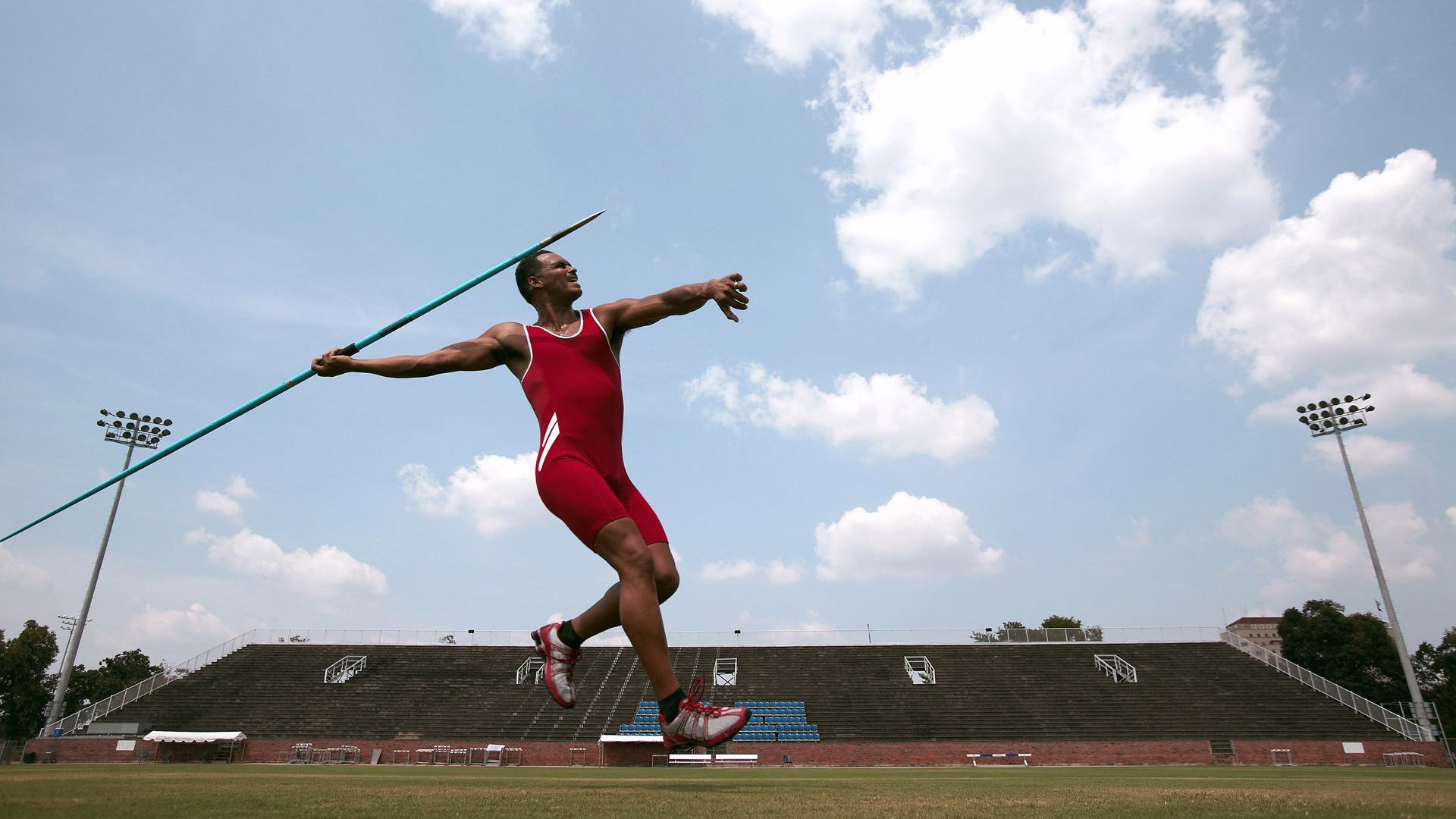 突尼斯联赛关键比赛精彩纷呈，突尼斯阵容